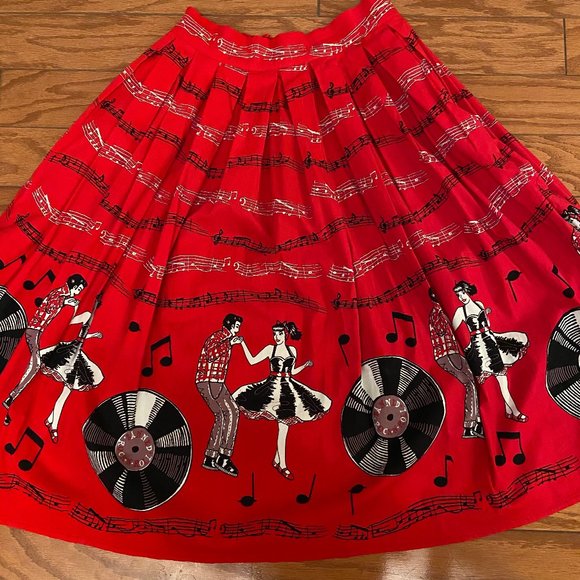 Banned Apparel 'Dancing Days' Rock and Roll Skirt - Picture 1 of 5